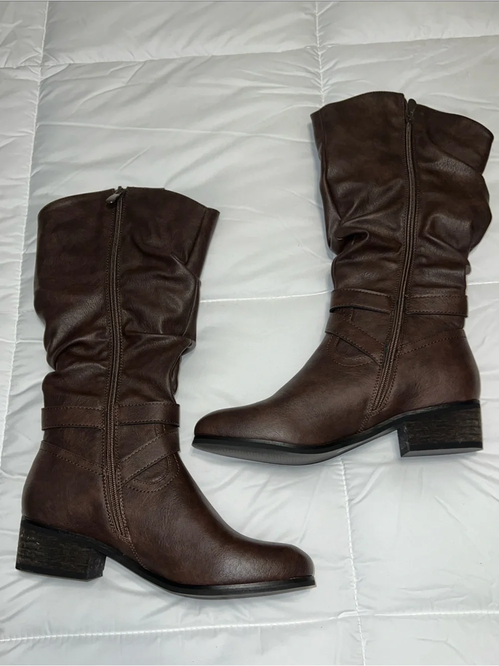 Women's Dream Pairs Brown Mid-Calf Buckle Boots Size 8 NWOT - Picture 4 of 6